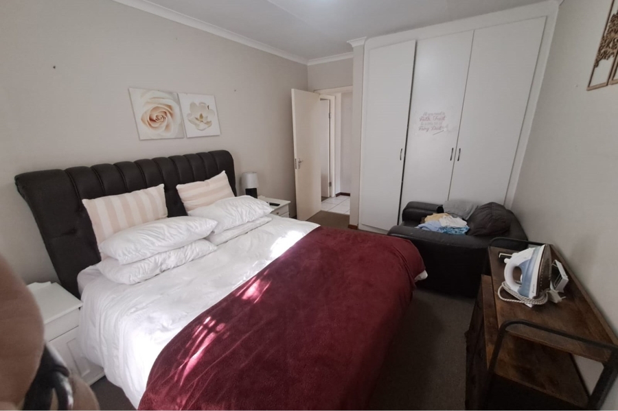 To Let 3 Bedroom Property for Rent in Abbotsford Eastern Cape